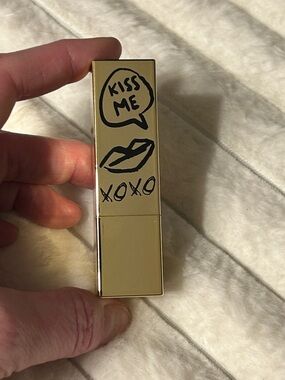 Estee Lauder Constellation Rose Lipstick